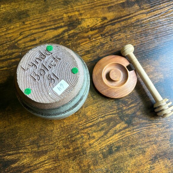 Honey Pot - Vintage, Handmade Ceramic - Picture 3 of 3